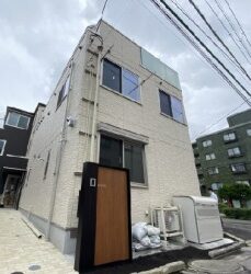 築浅のお部屋、防犯カメラ・オートロック等、セキュリティ充実！